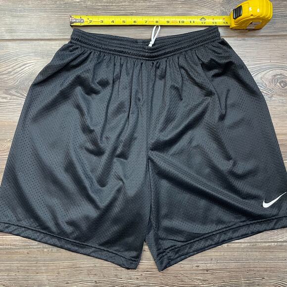 NIKE Womens Black Nylon Mesh Shorts Active Sport Drawstring  SZ XL C102043 - Picture 7 of 7